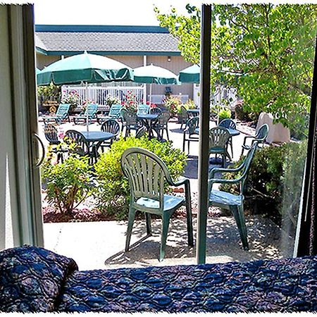 Windmill Inn Of Roseburg Habitación foto