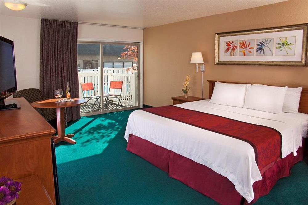 Windmill Inn Of Roseburg Habitación foto